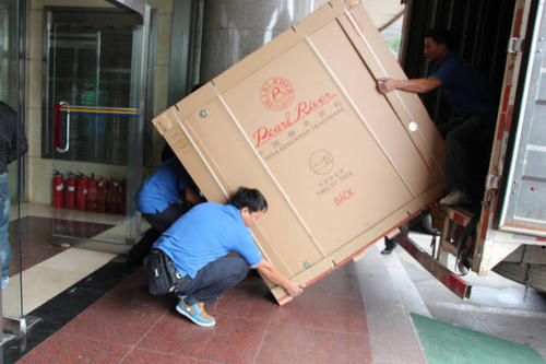 邓州钢琴贵重工艺品无忧运